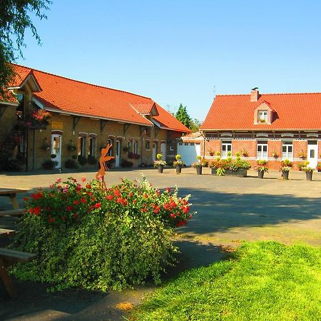 Camping Ferme Des Saules Hotel Байьол Екстериор снимка